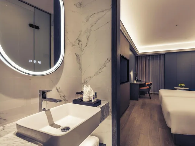 غرفة داخلية سوبيريور بسريرين منفصلين، Mercure Shanghai Necc 7/8