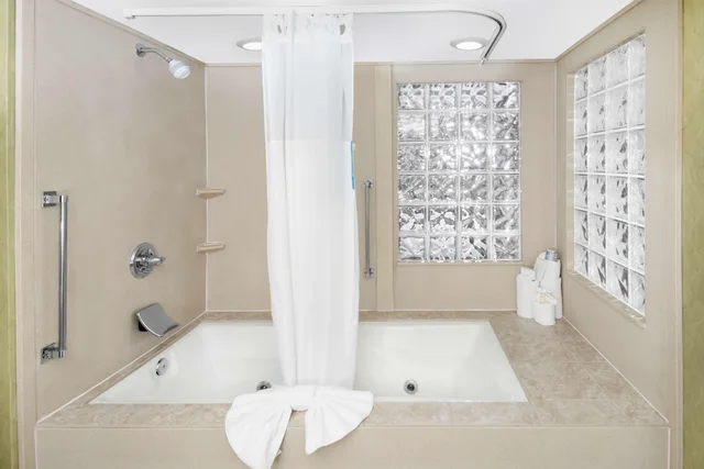 جناح بسرير كينج، Hampton Inn Hanes Mall Winston-Salem 5/5