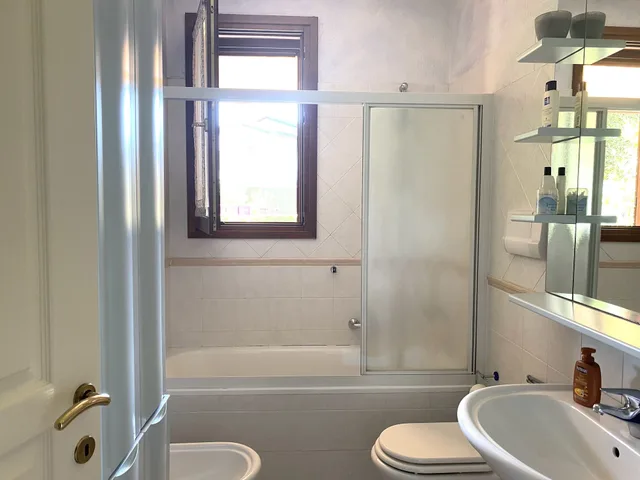 شقة بسرير بطابقين وسرير كوين بغرفتي نوم مع أريكة، Residence Garda Resort 8/8