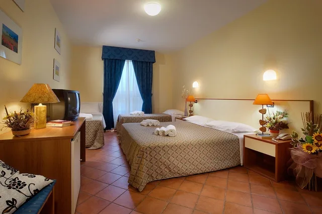 Economy, Double Bed, Toscana Verde 1/1