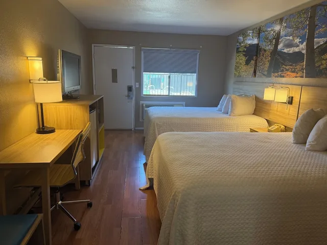 غرفة بسريرين كوين، Days Inn by Wyndham Victorville, CA 5/5