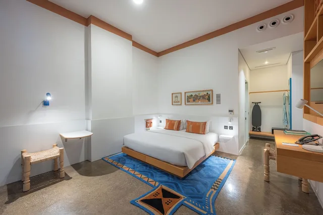 Room, King Bed, Terrace, Shada Hotel Dubai 3/10