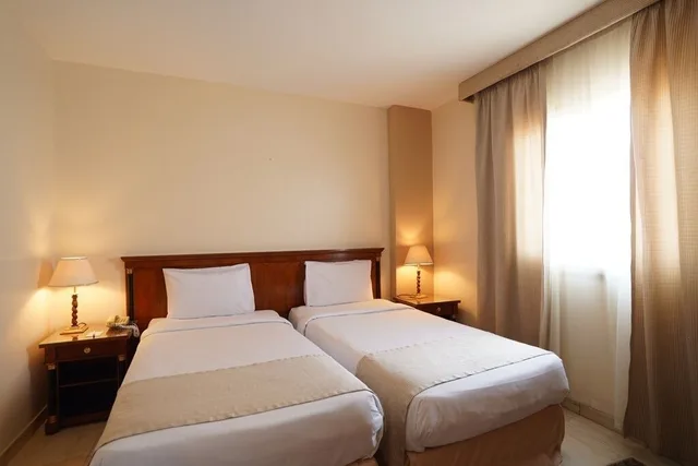 غرفة قياسية بسريرين مزدوجين، Swiss Inn Nile Hotel 2/10