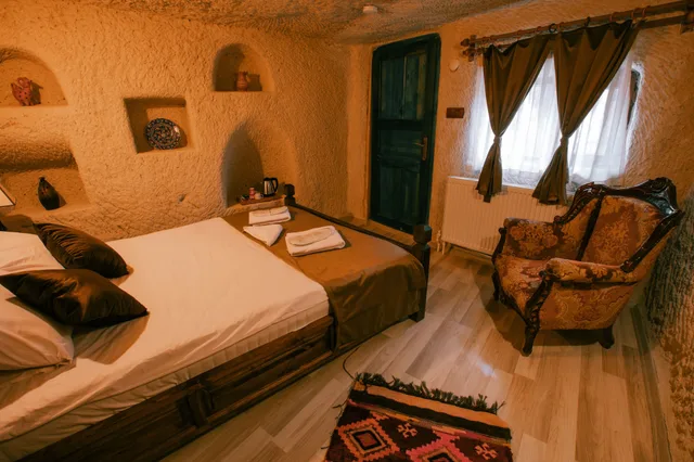 غرفة جونيور بسرير كينج، Mia Cappadocia Cave Hotel 1/4