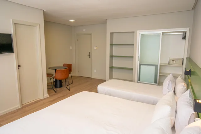 Standard, Triple, Street View، Grande Hotel da Barra 2/4