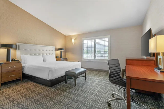 غرفة بسرير كينج، Best Western Plus Stevenson Manor 2/3