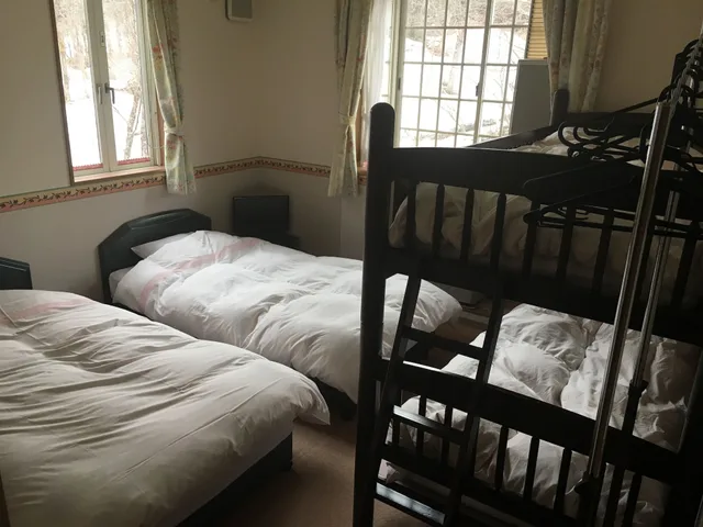 غرفة غربية بسريرين منفصلين وسرير بطابقين، Pension Petite House For You 1/2