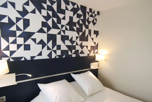 غرفة بسرير كوين، Comfort Hotel Paris Porte d Ivry 3/7