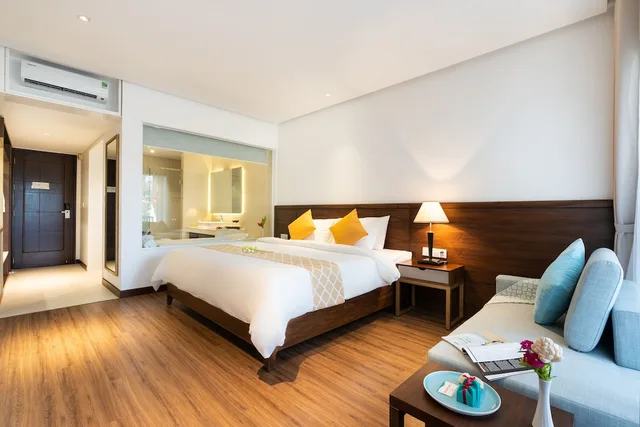 غرفة ديلوكس بسرير كينج بإطلالة على الحديقة، Hoang Ngoc Beach Resort 3/9