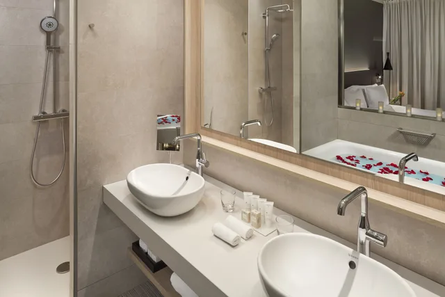The Level, Family Suite, Twin Beds, City View, Sofa، MELIA BARCELONA SKY 9/10