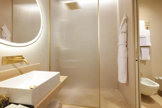 غرفة ديلوكس بسرير مزدوج أو سريرين منفصلين، Borghese Contemporary hotel 5/6
