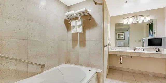 جناح جونيور بسرير كينج، Caesars Republic Lake Tahoe 4/4