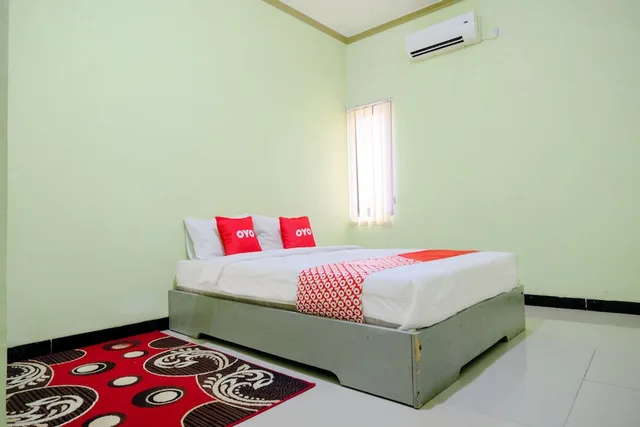 غرفة ديلوكس بسرير مزدوج، Oyo 2508 Alba Suites Homestay 2/3