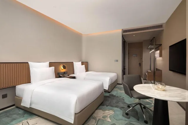 غرفة سوبيريور بسرير فردي، Novotel Lianyungang Haizhou 3/6