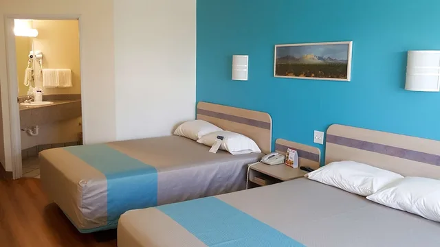 غرفة قياسية بسريرين كوين، Motel6 Las Cruces, NM - Telshor 3/6