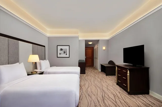 غرفة بريميوم رباعية بسريرين مزدوجين، Jw Marriott Surabaya 1/4