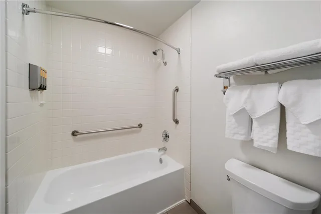 Executive, 2 Queen Beds, Pool Side، Best Western Plus Hilltop Inn 4/4