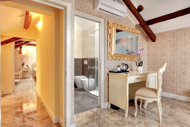 Room, Double or Twin Bed, Attic، New Reiter Hotel 7/8