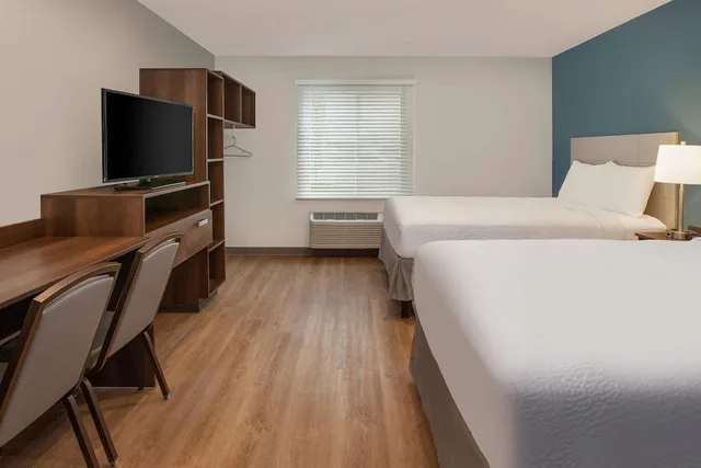 غرفة بسريرين كوين لذوي الإعاقة، WoodSpring Suites Washington DC Northeast Greenbelt 1/7