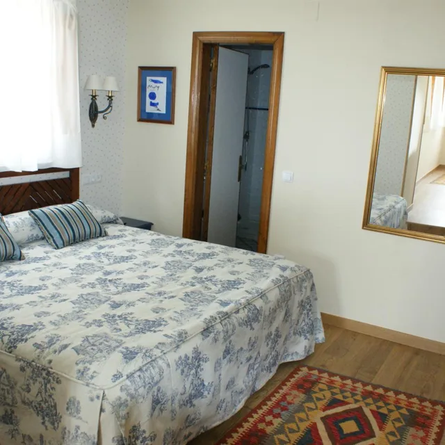 غرفة ثلاثية، Hotel Colonial de Santillana 3/5