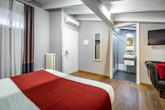 Economy, Double Bed, Antico Centro Suites 4/7
