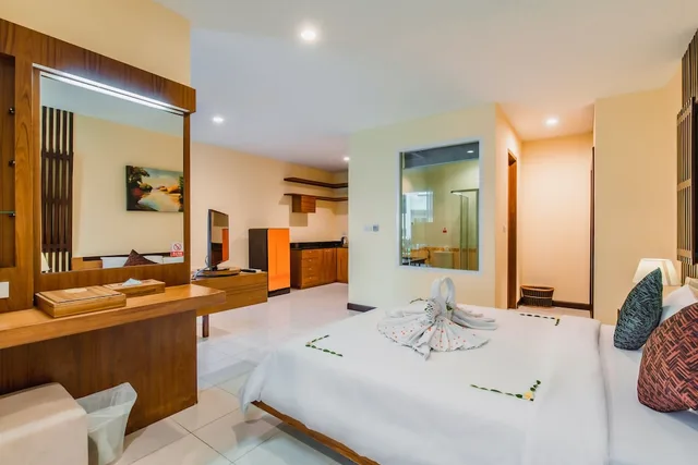 Classic, Suite, King Bed, Pool Access، Elite Suites Patong 4/8