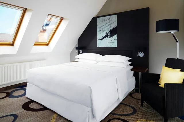 جناح، Sheraton Hannover Pelikan Hotel 1/2