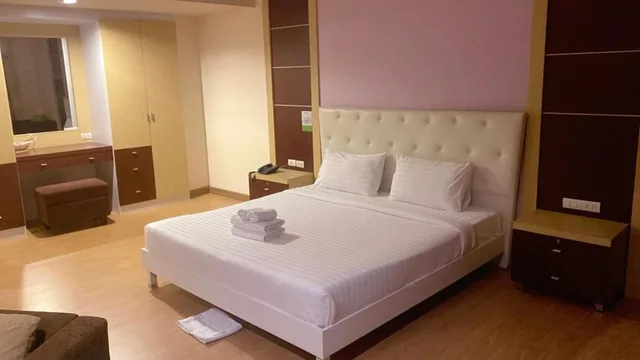 جناح، Kwanruen Resort 1/3