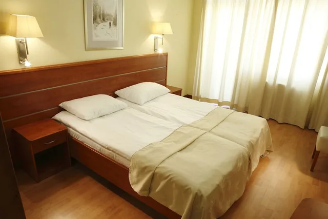 غرفة سوبيريور مفردة بشرفة، Benczur Hotel 8/10