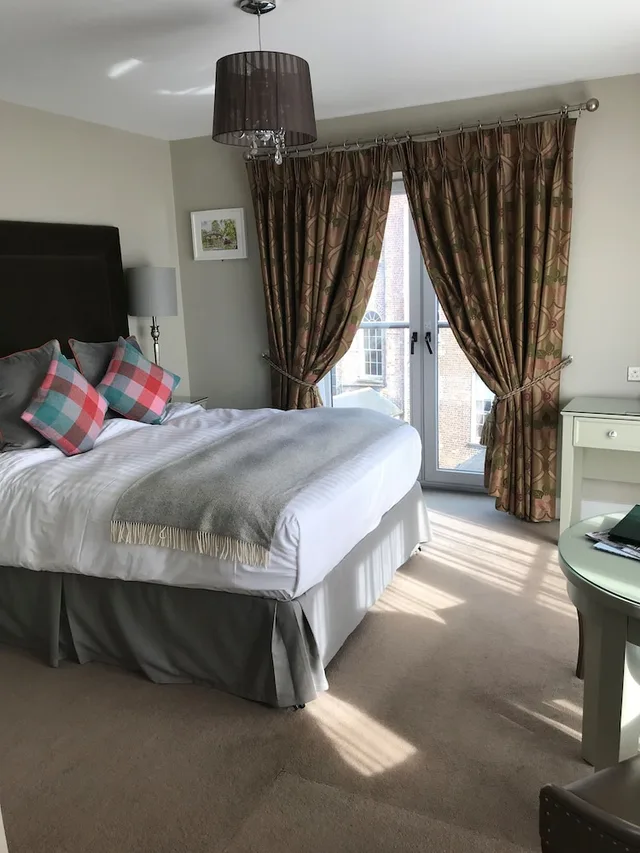 Club, No. 1 Pery Square Hotel &amp; Spa 2/3