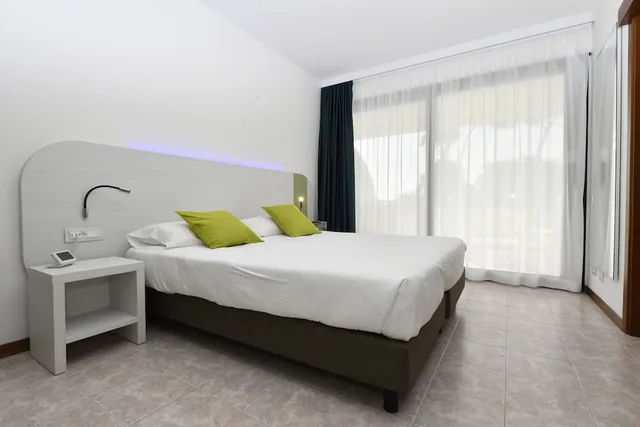 شقة كومفورت بسرير كوين وسريرين منفصلين، Suites Marilia Apartments 3/5