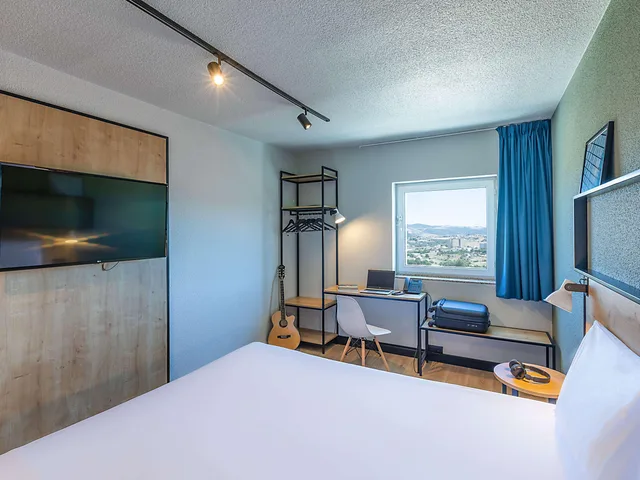 غرفة مفردة بسرير مزدوج، Ibis Braganca Hotel 2/6