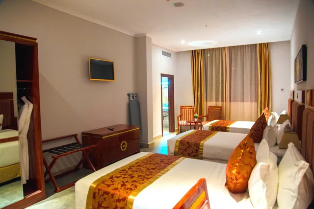 غرفة سوبيريور ثلاثية بثلاثة أسرّة، Tiffany Diamond Hotel Makunganya Street 1/2