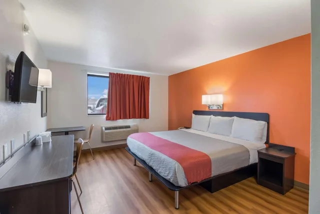 غرفة بسرير كينج، Park Inn by Radisson, Fargo West Acres 5/10