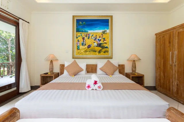غرفة ديلوكس بسرير مزدوج بإطلالة على الحديقة، Puri Payogan Villa 2/5