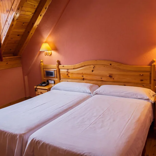 Room, Quadruple, Attic، Rvhotels Orri 1/8