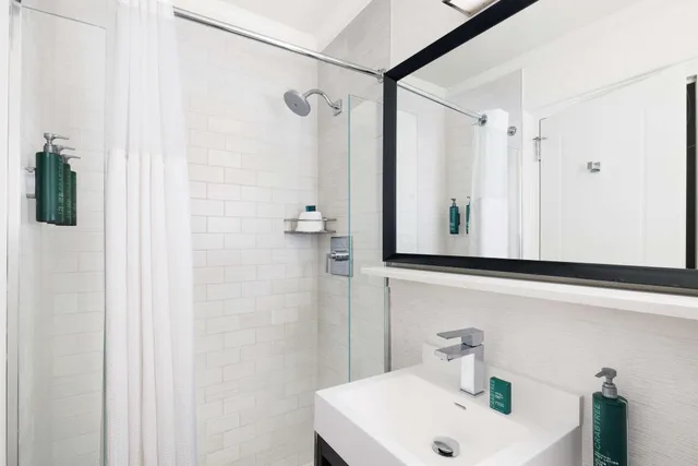 Window Seat, Double Bed, Small، Hilton Boston Park Plaza 2/3