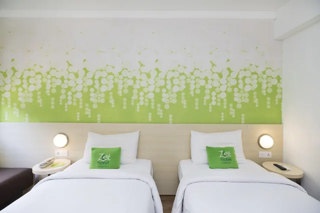 Zest, Twin Beds، Palette Legian Beach 2/5