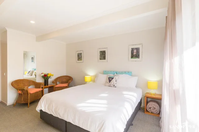 غرفة بسرير كوين، Sandpiper Motel 1/1