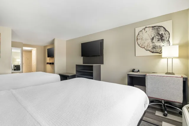 جناح بسريرين كوين مع أريكة، Best Western Prime Inn & Suites 2/2