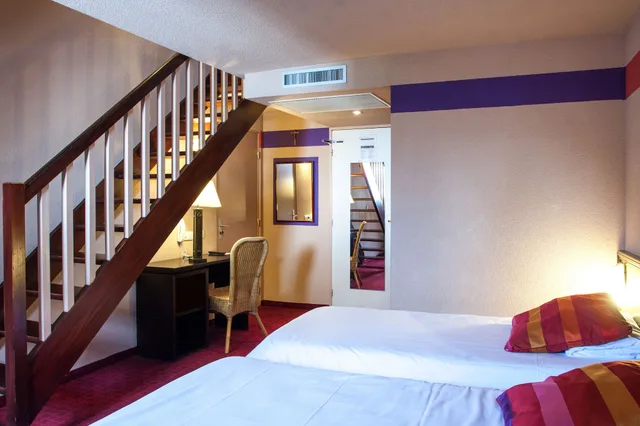 غرفة ثلاثية بسرير مزدوج وسرير فردي، Hotel Saint Sauveur 4/6