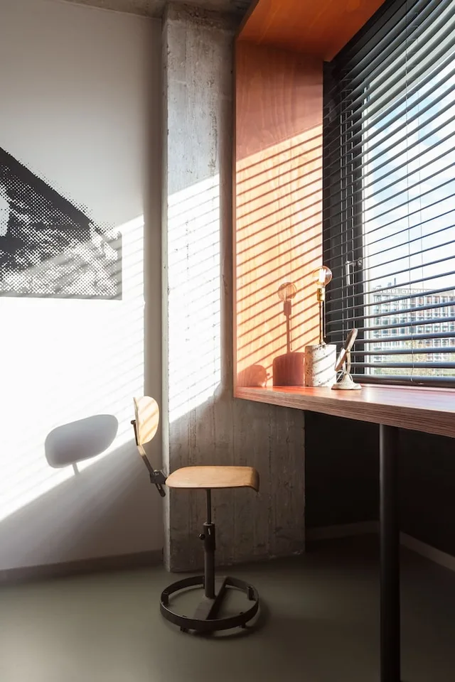 Room, Quadruple, Double and Twin Beds, Volkshotel Amsterdam 3/3