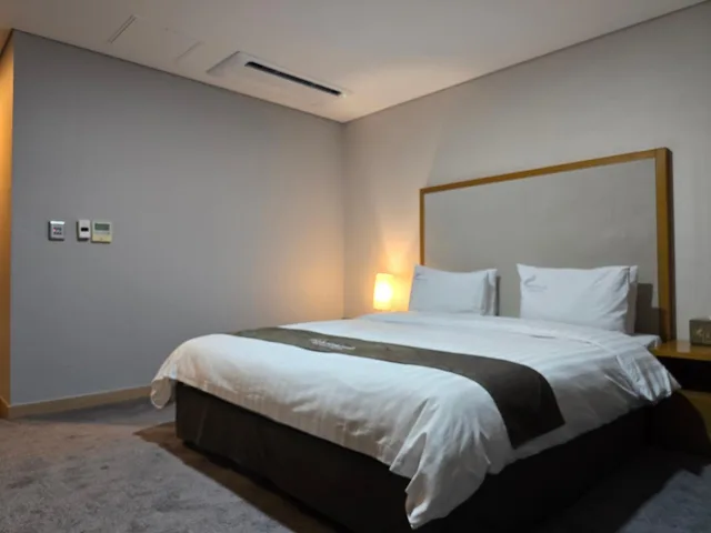 غرفة ديلوكس بسرير مزدوج بإطلالة على البحر، Narsha Hotel 3/6