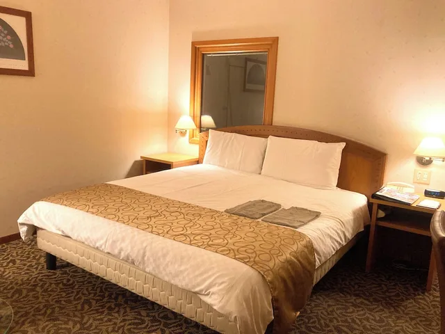 غرفة ديلوكس بسرير كوين بحوض جاكوزي، Hotel Bellmare 2/3