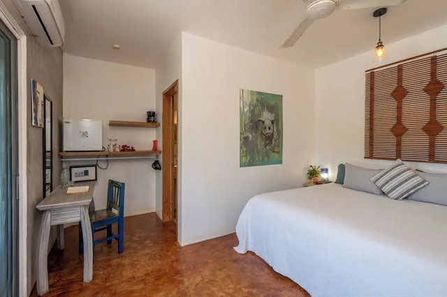 غرفة قياسية بسرير كينج بشرفة، Villa Mozart y Macondo 1/5