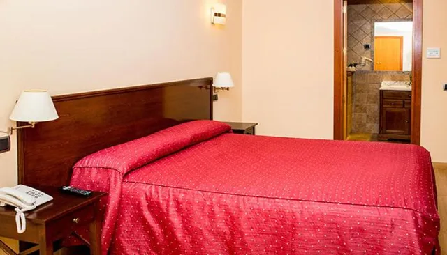 غرفة بسرير مزدوج بشرفة، Hotel Rural El Jardin 1/2