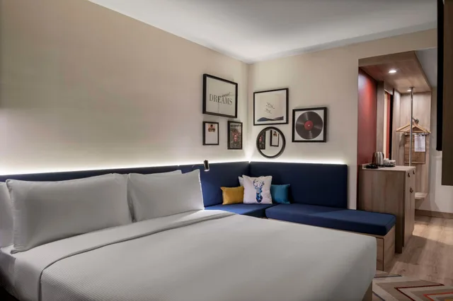 Room, Double or Twin Bed, Hampton by Hilton Istanbul Merter 1/3