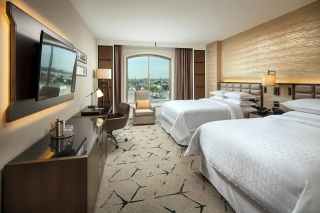 غرفة بسريرين كوين، SHERATON LOS ANGELES SAN GABRIEL 4/5