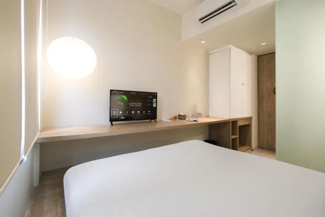 Standard Queen, Teduh Simatupang 1/1