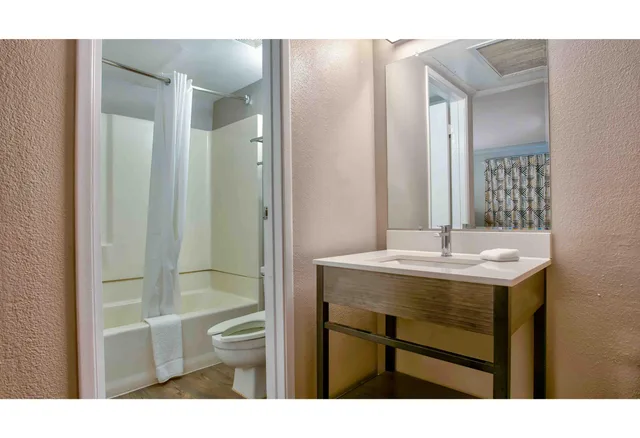 غرفة بسرير مزدوج لذوي الإعاقة، Motel6 Kingman, AZ - Route 66 East 5/5